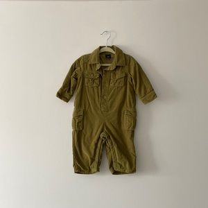 Baby GAP Olive Corduroy One Piece Long Sleeve Jumpsuit Overalls Size 6-12 M